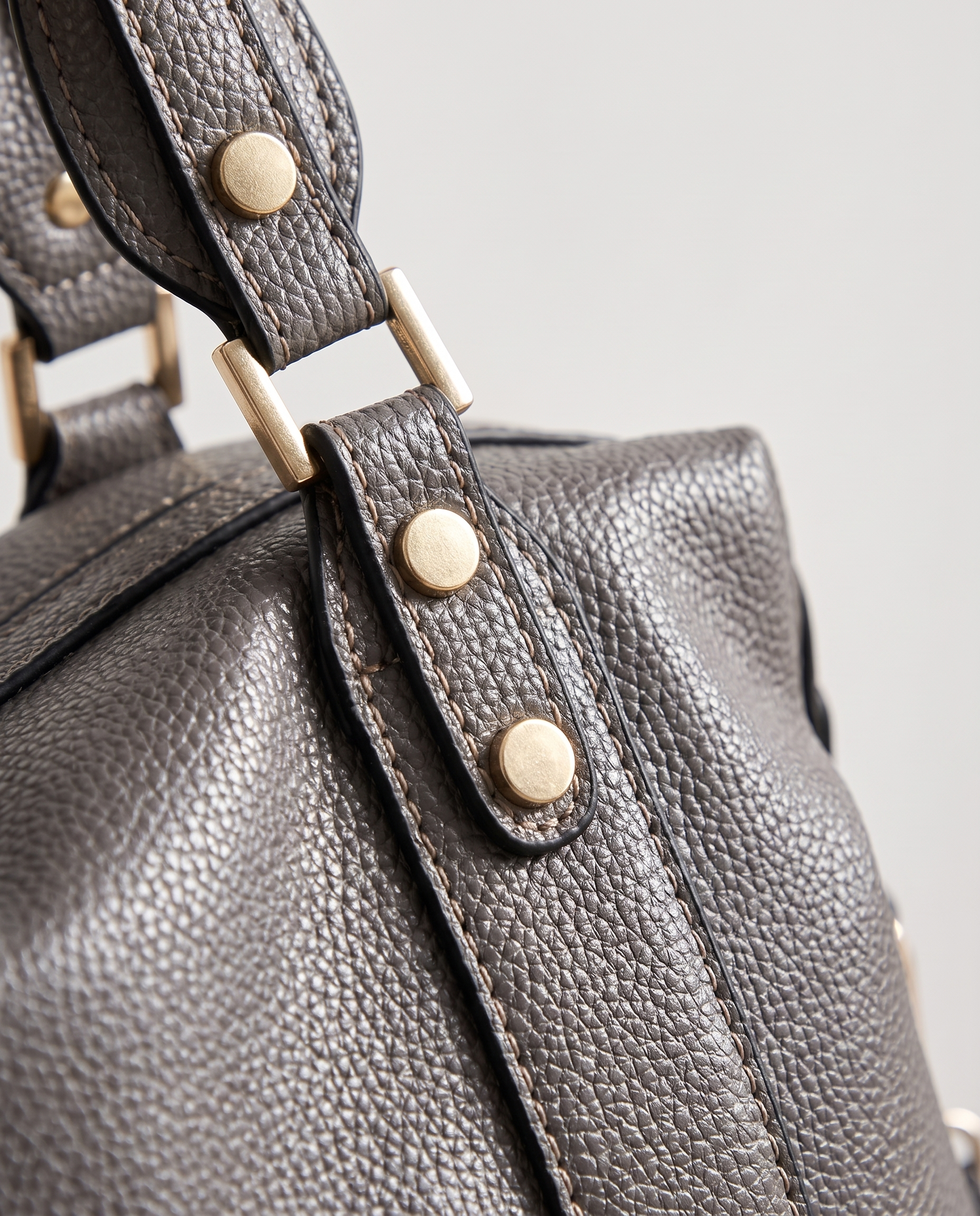 Lychee-Texture Shoulder Bag in grey — leather grain detail, RABUKO