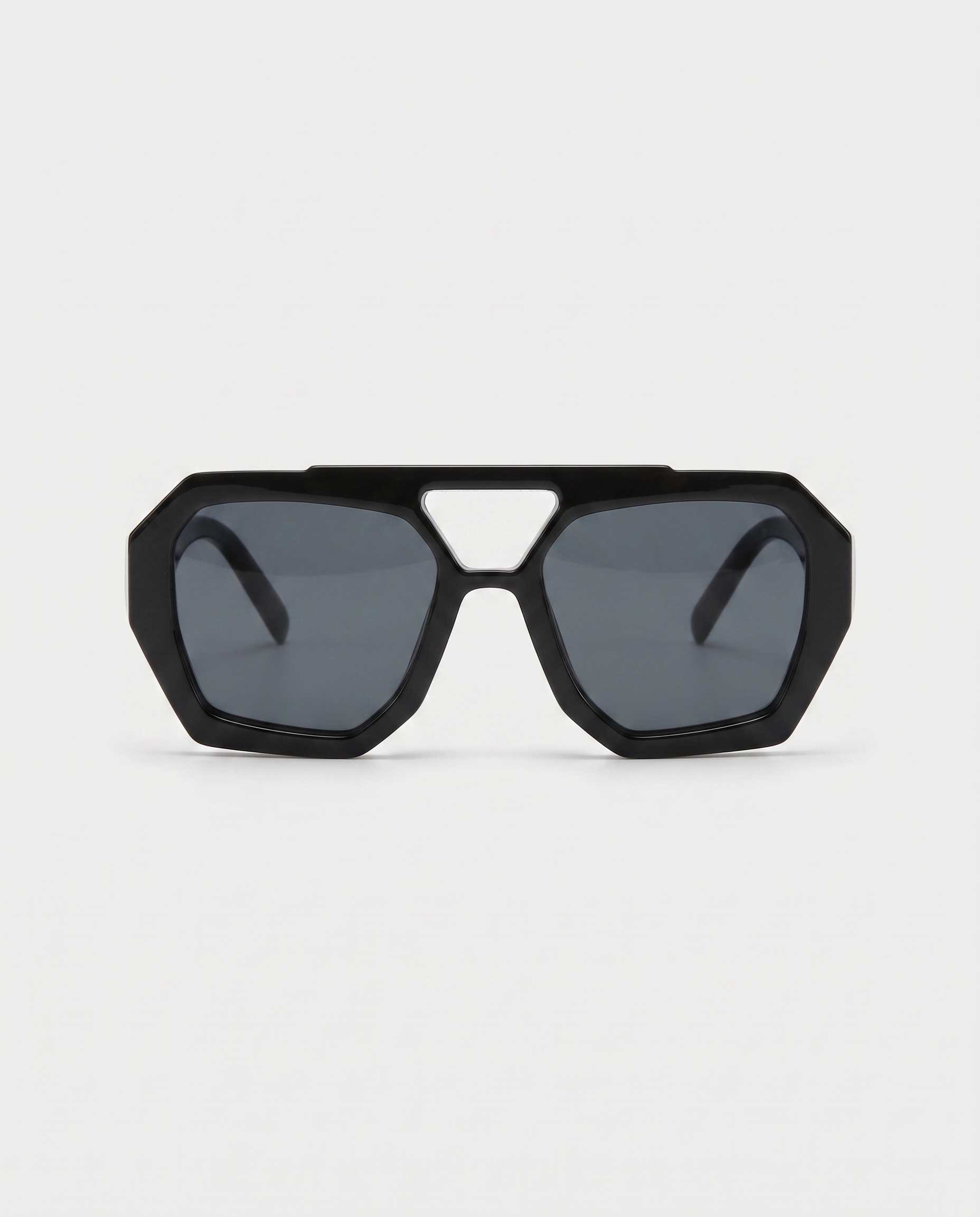 Big frame sunglasses C3 — front view, RABUKO