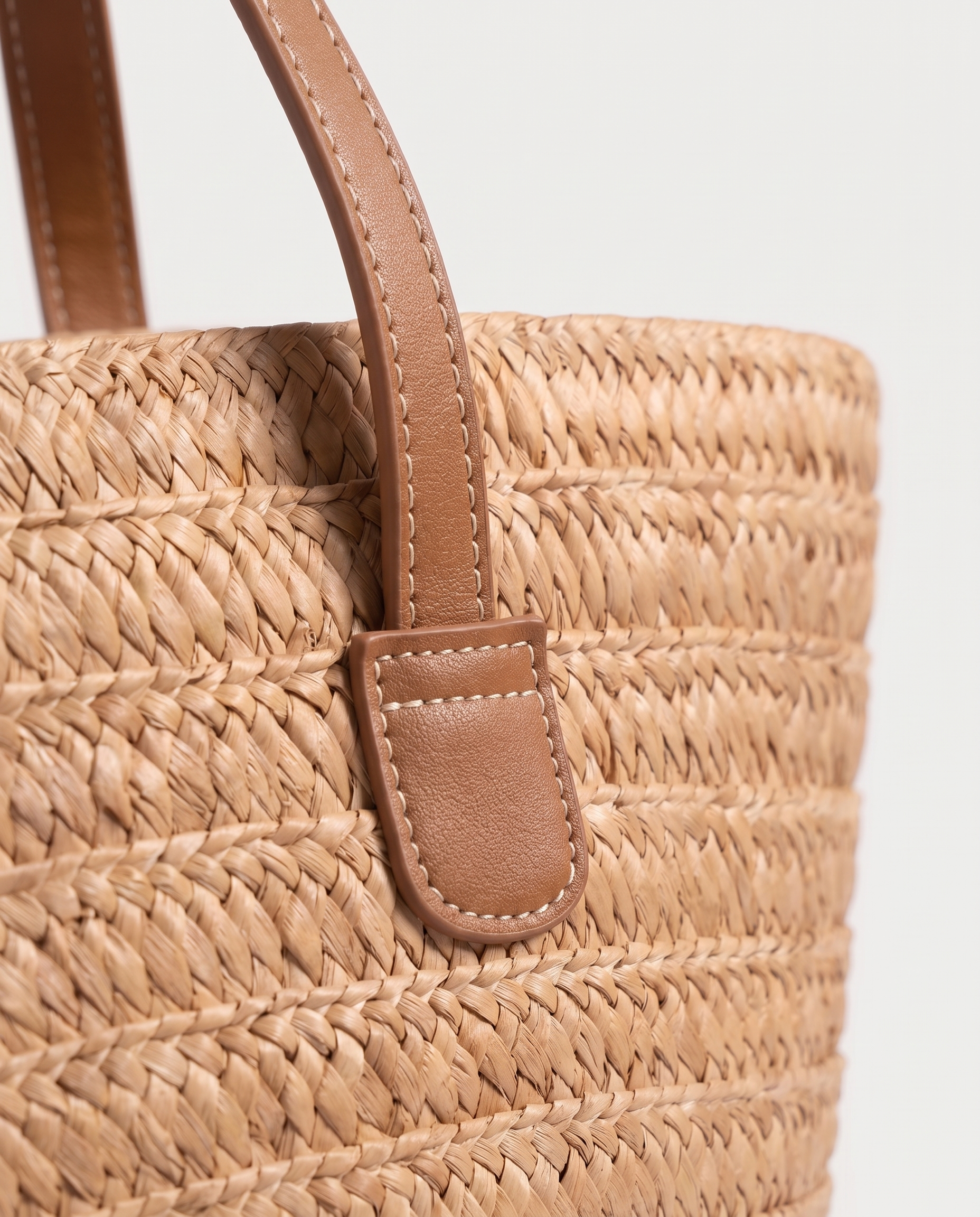 Contrast straw tote in khaki — weave detail, RABUKO